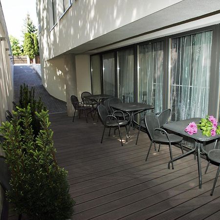 Hotel Babilonas Kaunas Esterno foto