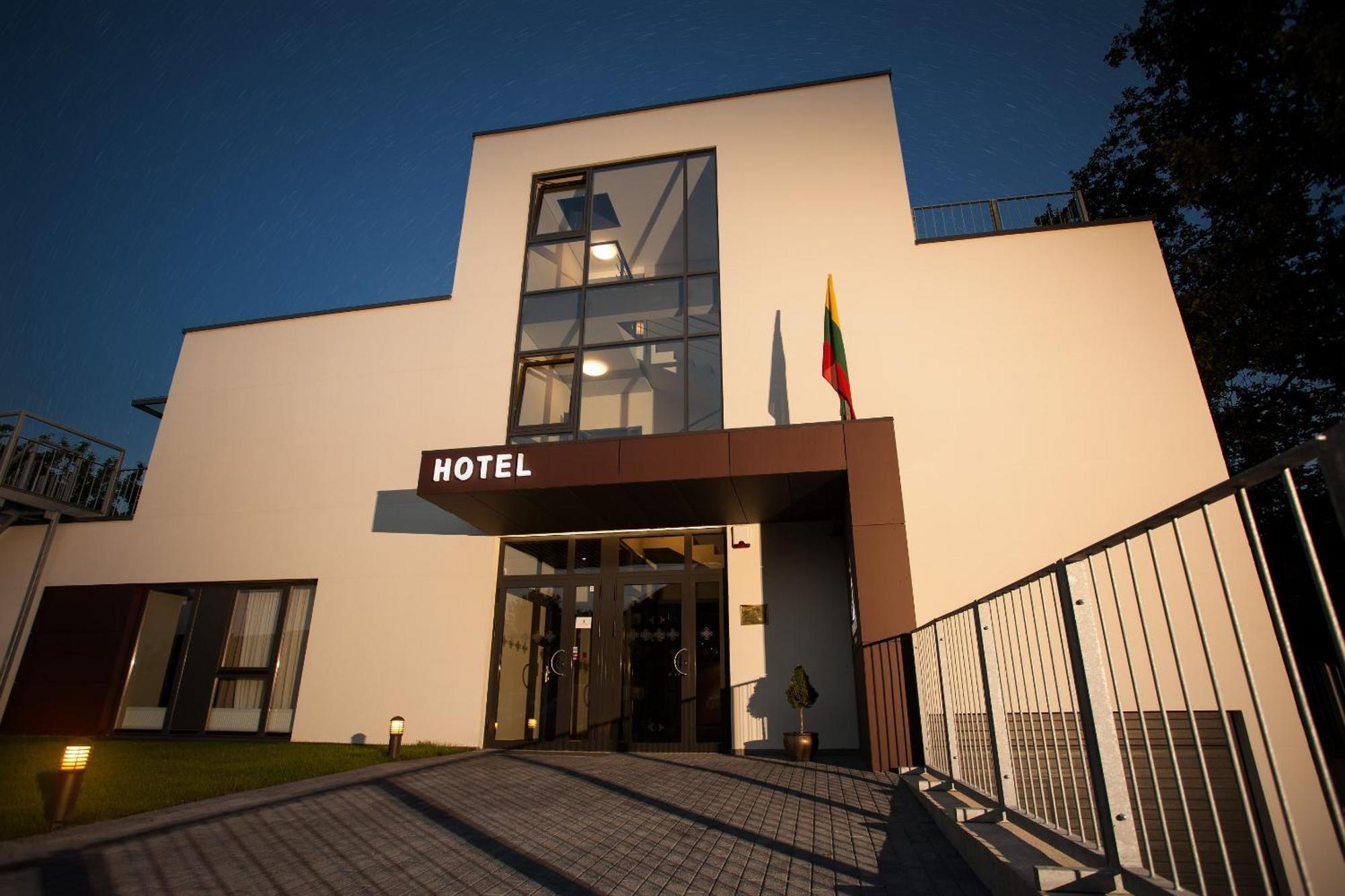 Hotel Babilonas Kaunas Esterno foto