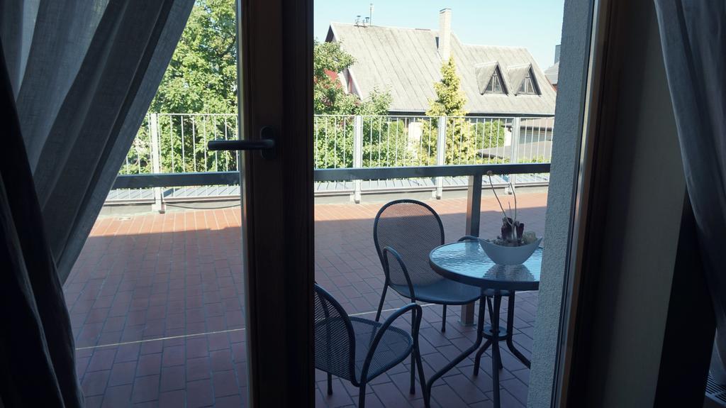 Hotel Babilonas Kaunas Esterno foto